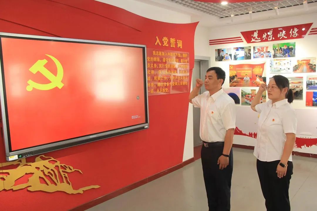 蒋庄新老对话微信用图.jpg 图片